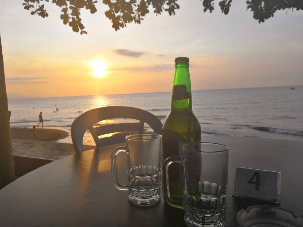 Sharing a Bintang at sunset is one of the coolest things to do when on Bali
